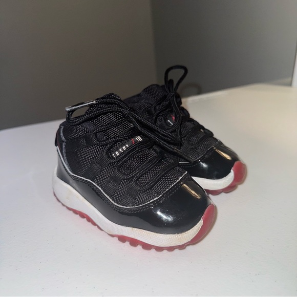 Nike Jordan 11 Retro 'Bred' TD Kids Black/Red - Picture 1 of 8